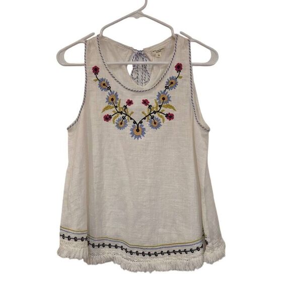 Max Studio Women's White, Blue & Red Floral Embroidered Cotton Tank Top NEW - Picture 2 of 10